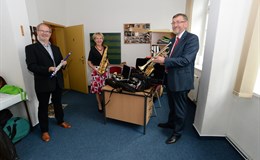 Andreas Hüttner, Leiter Musikschule TF, Christina Unnerstall, Rotarierin, Thomas Petter, Präsident RC Kloster Zinna